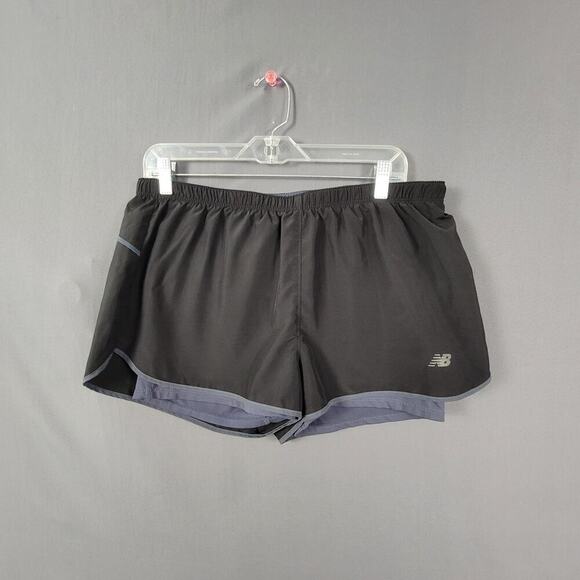 New Balance Shorts L Reflective Trim Built-In Liner Athletic - Picture 1 of 8